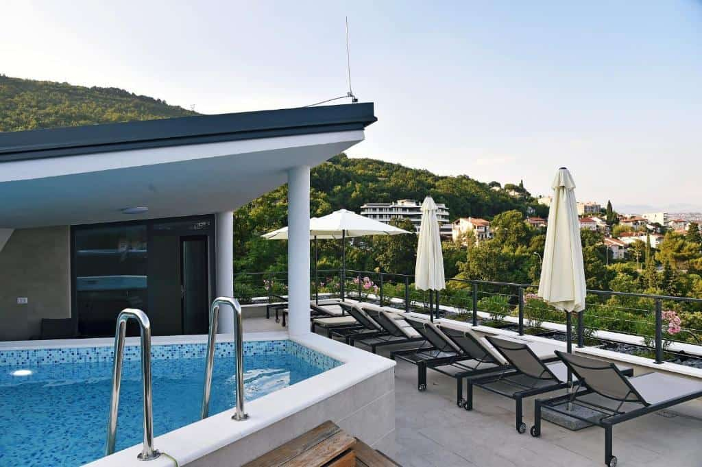 Wohnungen Villa in Opatija