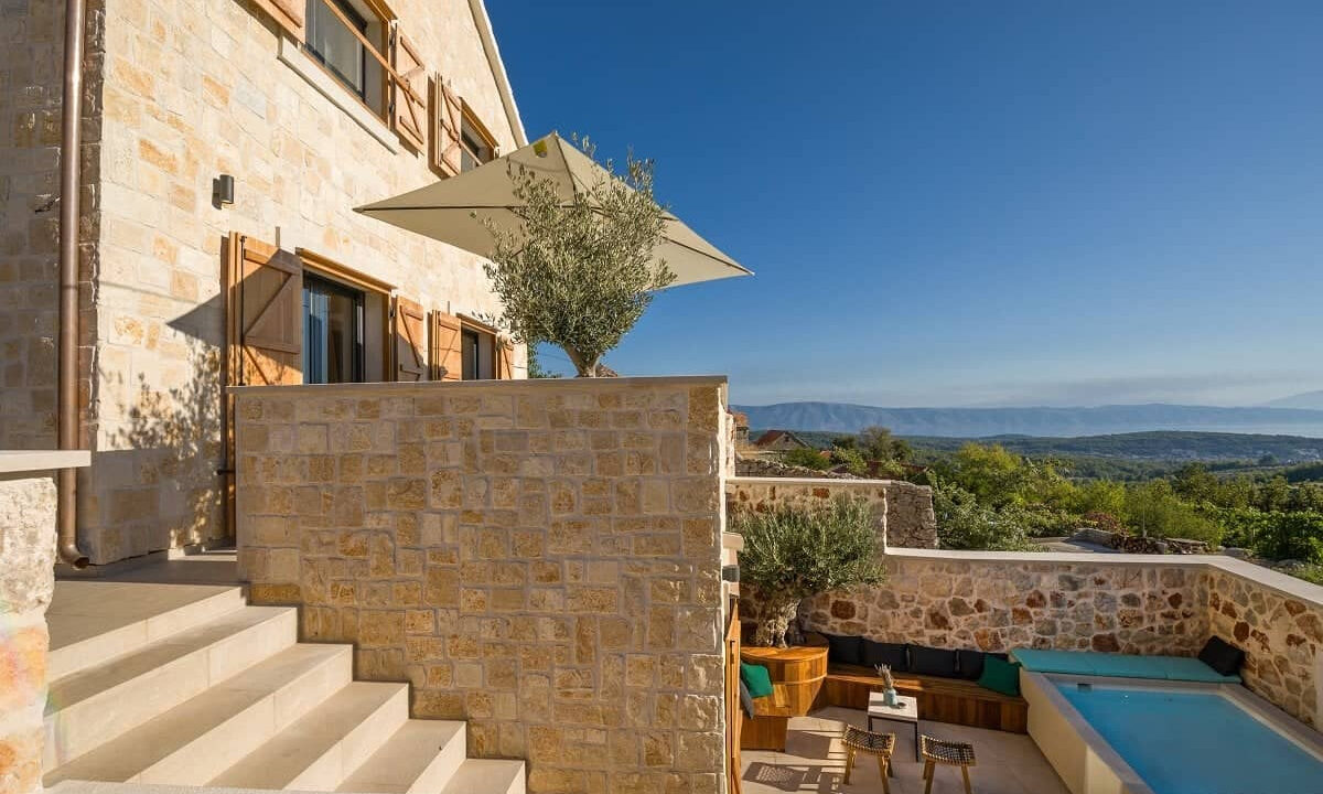 Erstaunliches Steinhaus auf der Insel Hvar