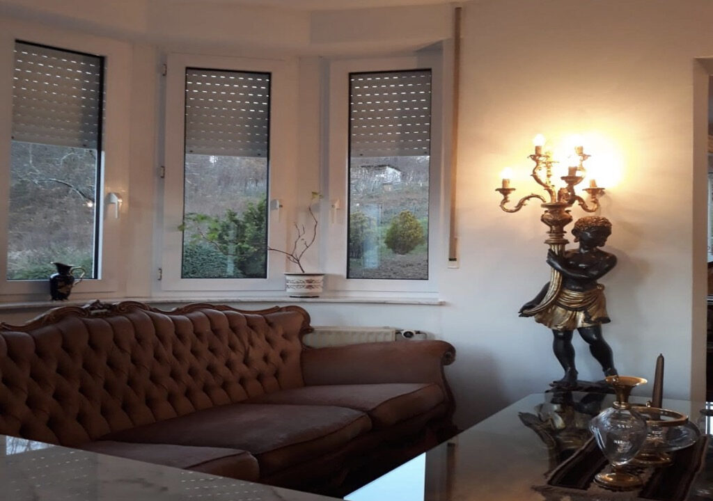 Haus im Kolonialstil in ländlicher Gegend - Pusca, Zagreb auf dem Lande
